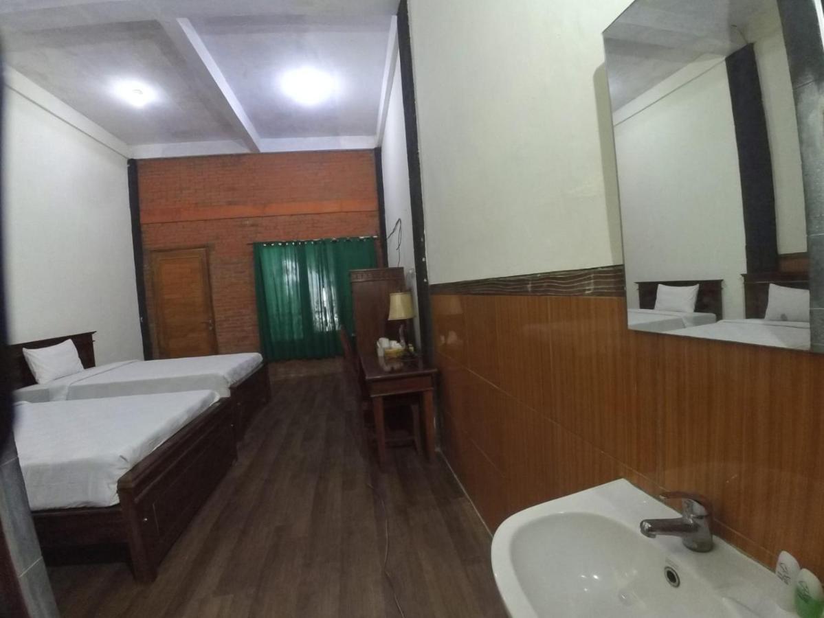 Hotel Istana Petani à Bromo Extérieur photo