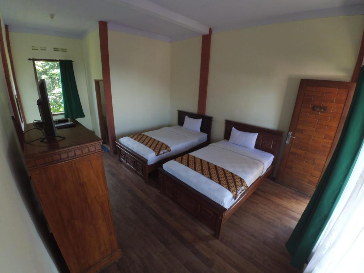 Hotel Istana Petani à Bromo Extérieur photo
