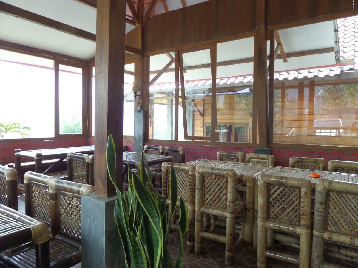 Hotel Istana Petani à Bromo Extérieur photo