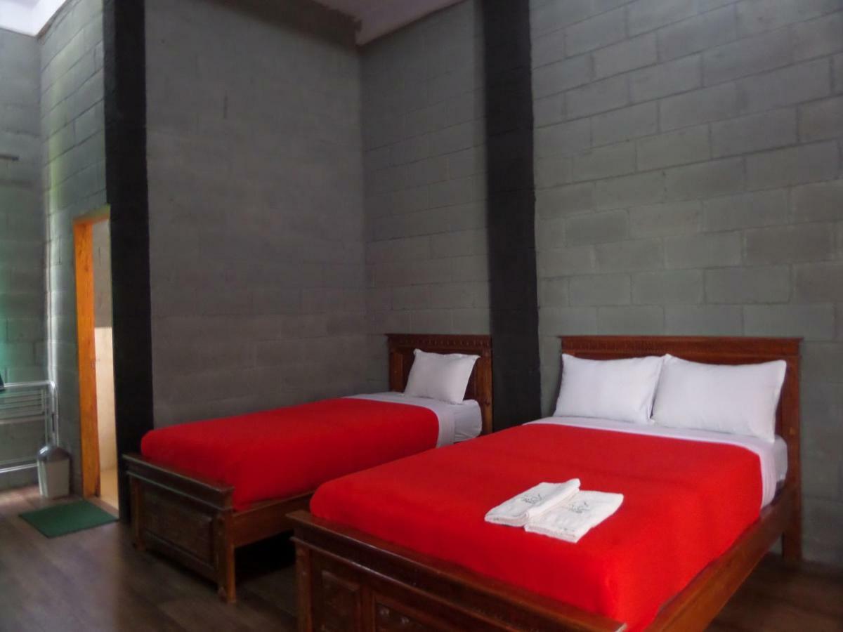 Hotel Istana Petani à Bromo Extérieur photo